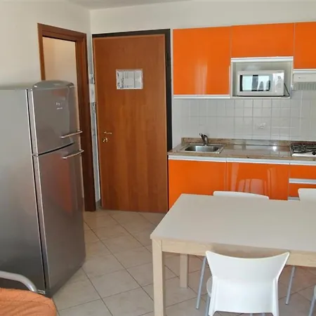 Cozy Flat 80m From The * Bibione