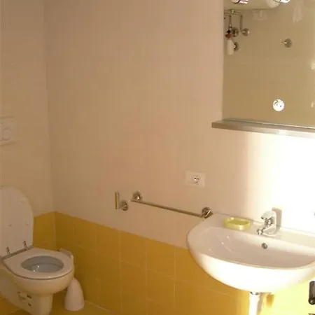 Cozy Flat 80m From The Apartment Bibione